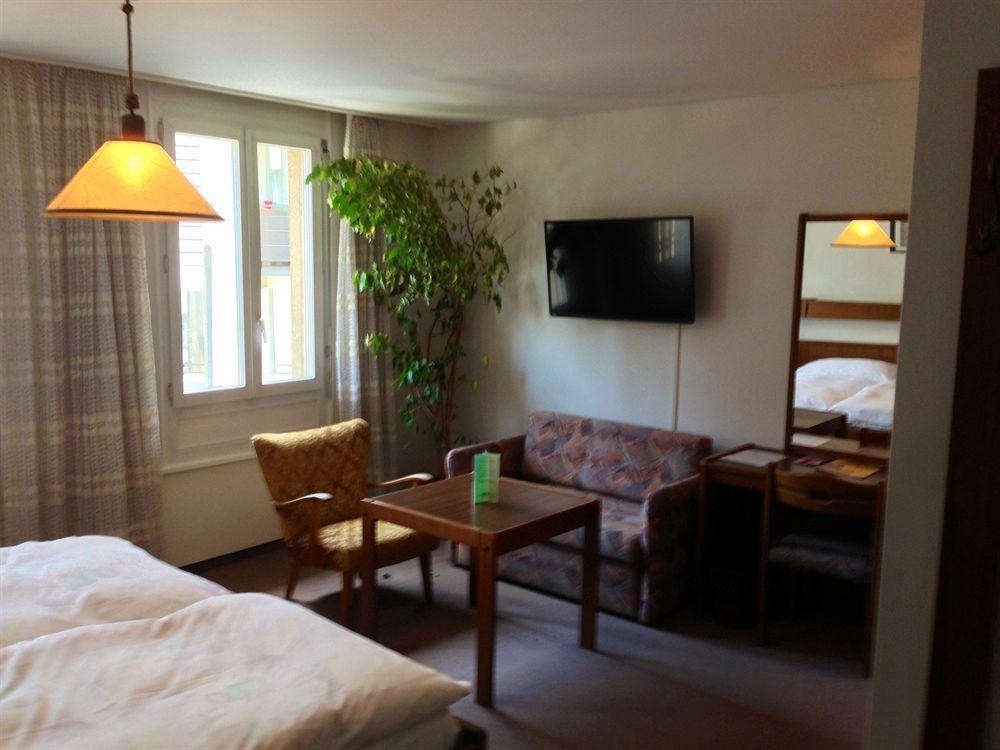 Bahnhof Hotel Interlaken Kültér fotó