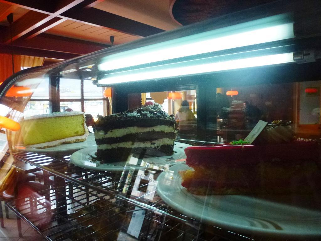 Bahnhof Hotel Interlaken Kültér fotó