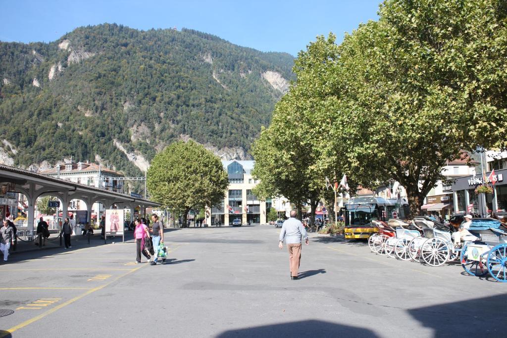 Bahnhof Hotel Interlaken Kültér fotó